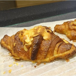 Croissant amande